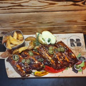 Restaurant rnb ribbs burgers